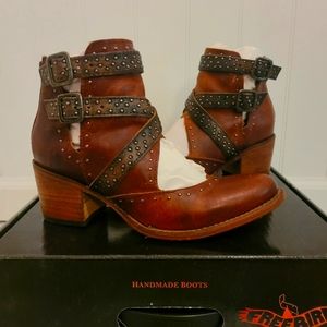 Freebird by Steven Saphire Cognac 8